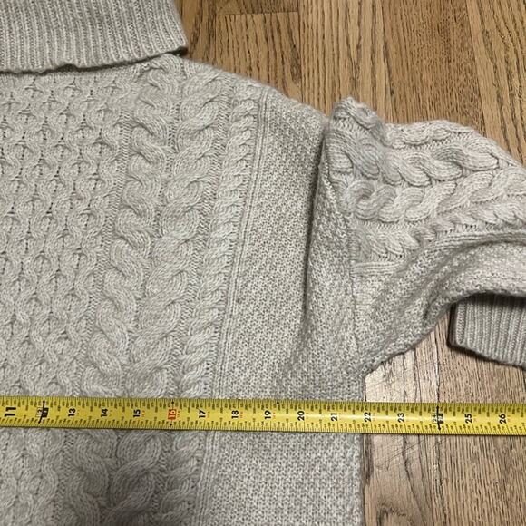 CALVIN KLEIN CABLE KNIT WARM WINTER SWEATER SIZE L - Picture 5 of 9